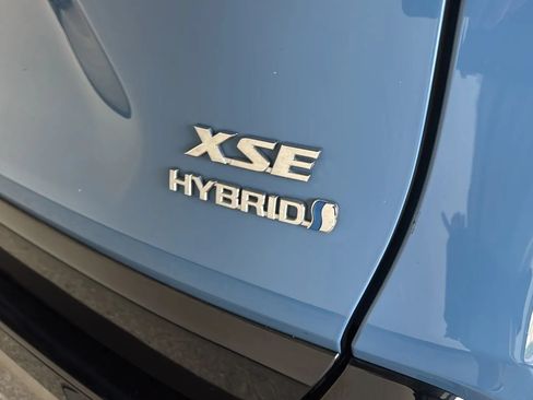 Used 2024 Toyota RAV4 XSE w/ Weather Package AWD/4WD image 41