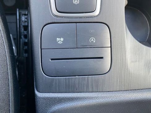 Used 2025 Ford Escape Active image 30