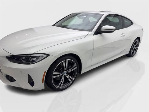 Used 2023 BMW 430i Coupe w/ Convenience Package image 11