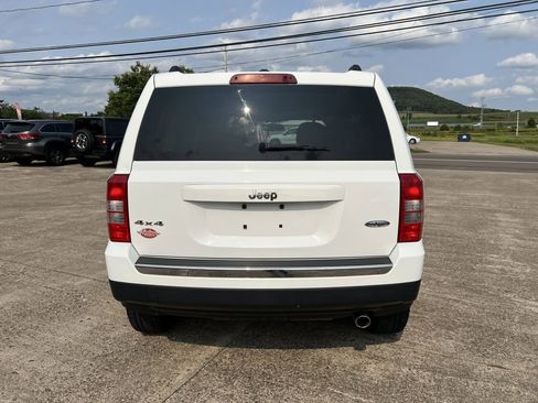 Used 2016 Jeep Patriot High Altitude image 21