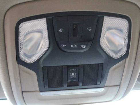 Used 2020 RAM 3500 Tradesman AWD/4WD image 23