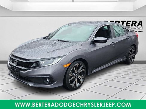 Used 2019 Honda Civic Sport image 3