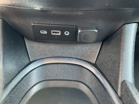 Used 2022 Chevrolet Malibu LT FWD image 20