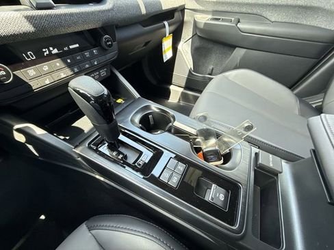 New 2026 Subaru Outback Premium AWD/4WD image 20
