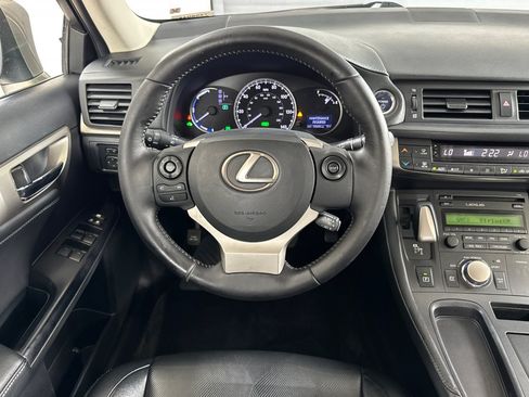 Used 2017 Lexus CT 200h w/ Accessory Package 2 FWD image 17