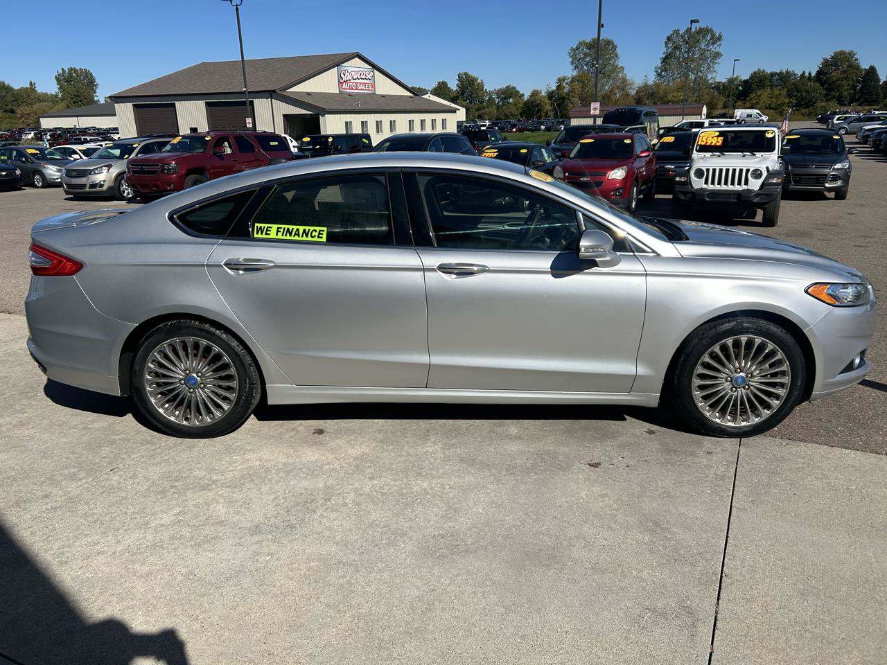 Used 2013 Ford Fusion Titanium FWD image 4