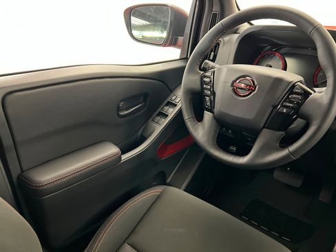 New 2026 Nissan Frontier PRO-4X w/ Pro-4x Convenience Package image 11