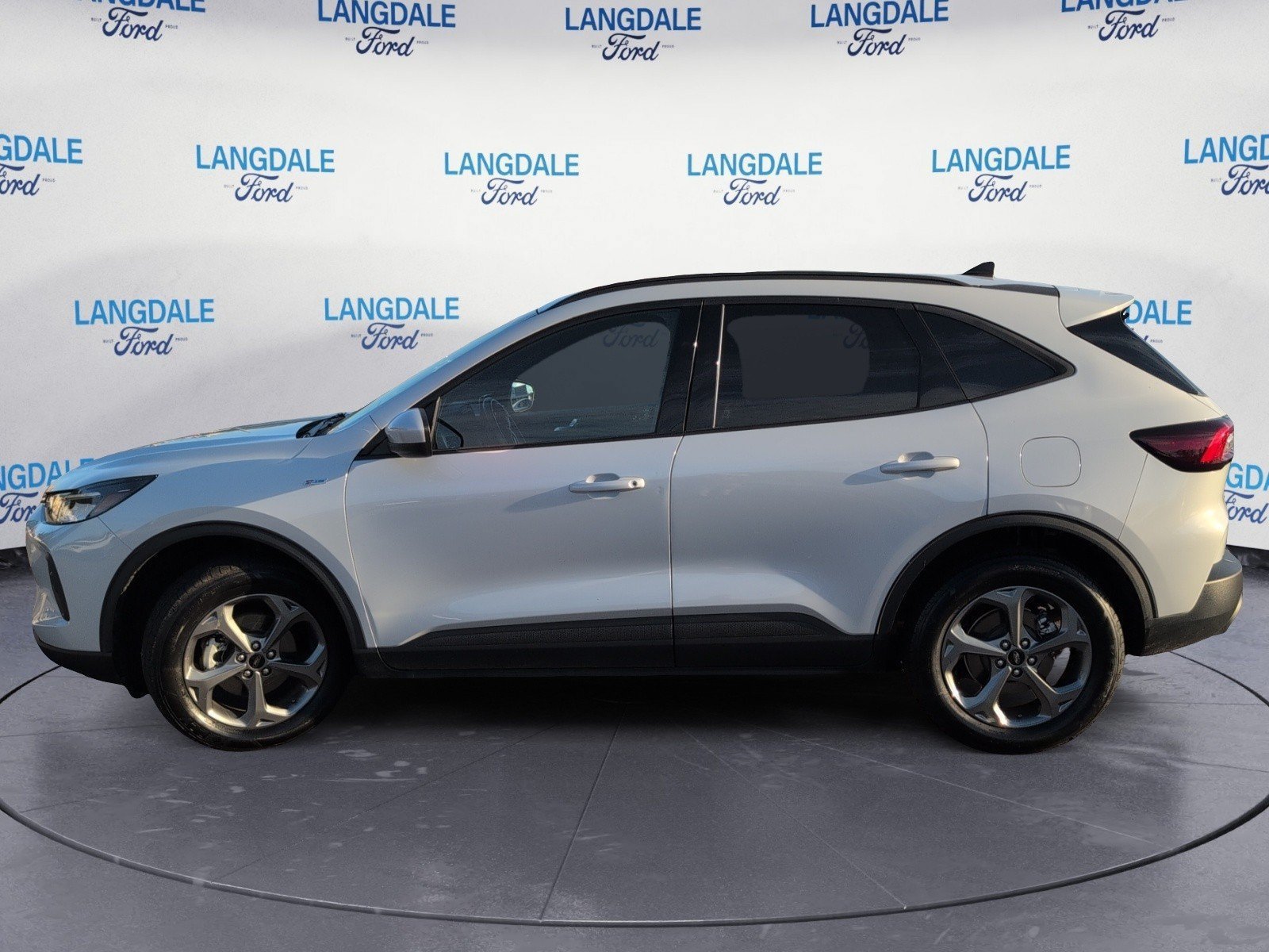Used 2025 Ford Escape ST-Line Select AWD/4WD image 10