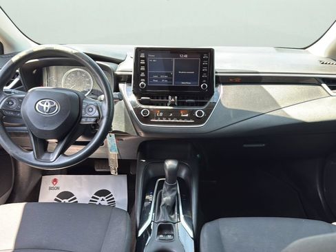Used 2020 Toyota Corolla LE FWD image 22