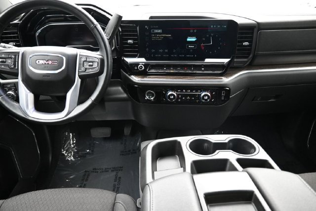 Used 2024 GMC Sierra 1500 Elevation AWD/4WD image 15