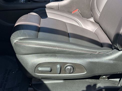 Certified 2023 Chevrolet Traverse RS w/ LPO, Floor Liner Package AWD/4WD image 16