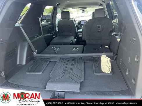 Certified 2023 Chevrolet Traverse RS w/ LPO, Floor Liner Package AWD/4WD image 12