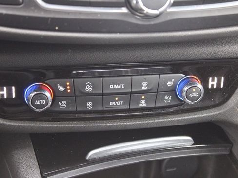 Used 2018 Buick Regal GS w/ Driver Confidence Package #2 image 39