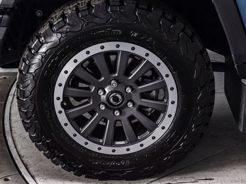 Used 2025 INEOS Grenadier AWD/4WD image 9