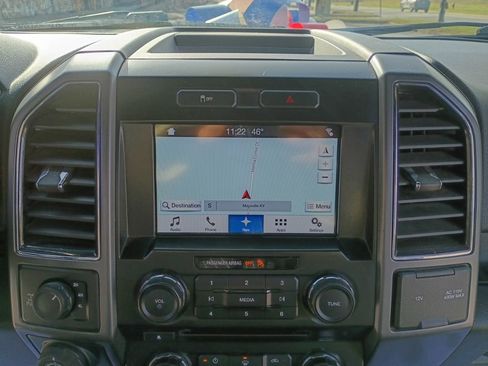 Used 2017 Ford F150 XLT w/ Equipment Group 302A Luxury image 33