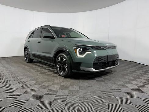 Used 2024 Kia Niro Wind FWD image 5