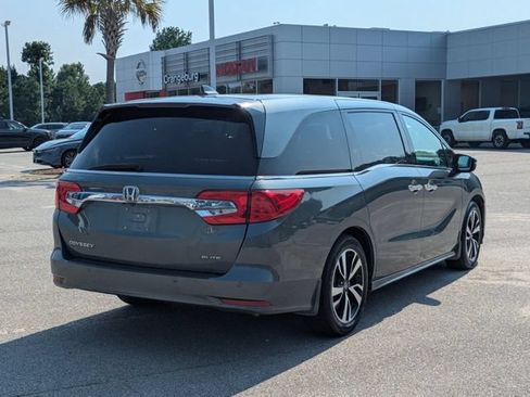 Used 2018 Honda Odyssey Elite image 3