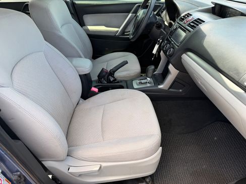 Used 2015 Subaru Forester 2.5i Premium AWD/4WD image 12