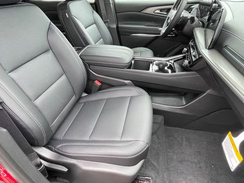 New 2026 Chevrolet Traverse LT w/ Midnight/Sport Edition image 9