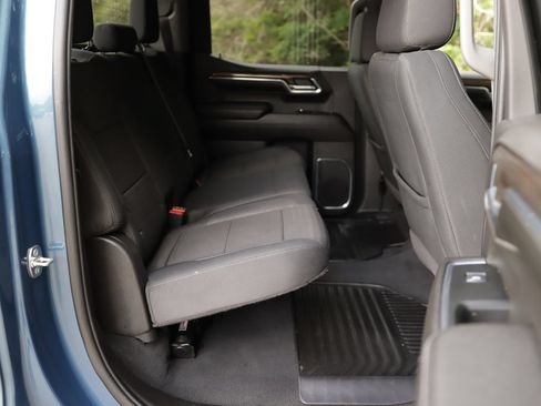 Used 2024 Chevrolet Silverado 1500 LT AWD/4WD image 27