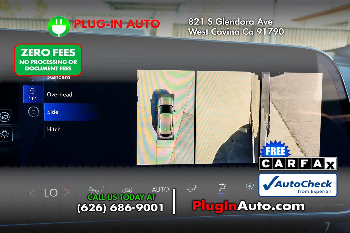Used 2024 Chevrolet Equinox EV LT w/ LPO, Active Package FWD image 34
