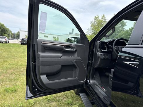 New 2026 Chevrolet Silverado 1500 RST w/ Z71 Off-Road Package AWD/4WD image 16