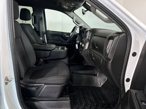 Used 2020 GMC Sierra 1500 4x4 Crew Cab w/ Convenience Package image 28