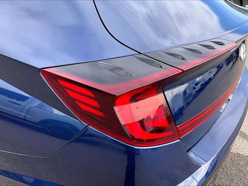 Used 2021 Hyundai Sonata SEL w/ Preferred Accessory Package image 28