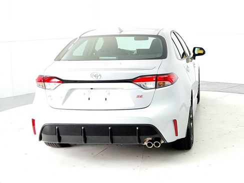 Certified 2024 Toyota Corolla SE FWD image 5