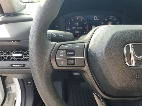 New 2025 Honda Accord SE image 17