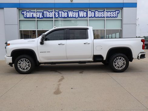 Certified 2020 Chevrolet Silverado 2500 High Country w/ Z71 Off-Road Package AWD/4WD image 7
