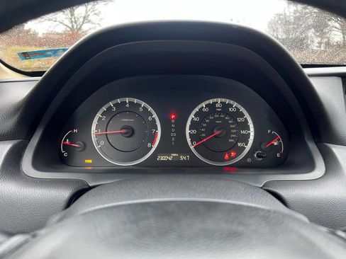 Used 2010 Honda Accord EX-L image 16