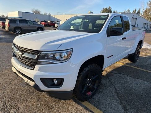 Used 2019 Chevrolet Colorado LT w/ Redline Special Edition image 8