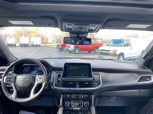 Used 2024 Chevrolet Tahoe Z71 w/ Luxury Package image 20