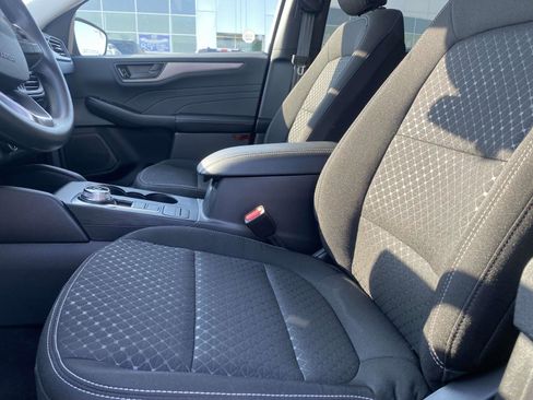 Certified 2025 Ford Escape Active FWD image 15