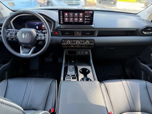 Certified 2026 Honda Pilot Elite image 17