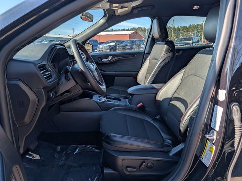 Certified 2025 Ford Escape ST-Line image 14