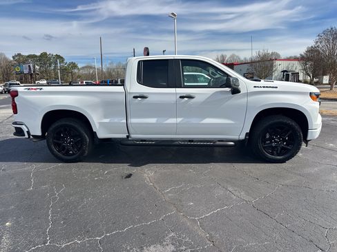 New 2026 Chevrolet Silverado 1500 Custom w/ Turbomax Blackout Package AWD/4WD image 10