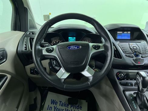 Used 2014 Ford Transit Connect Titanium FWD image 20