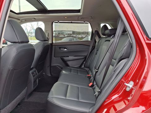 Used 2023 Nissan Rogue SL w/ SL Premium Package AWD/4WD image 10