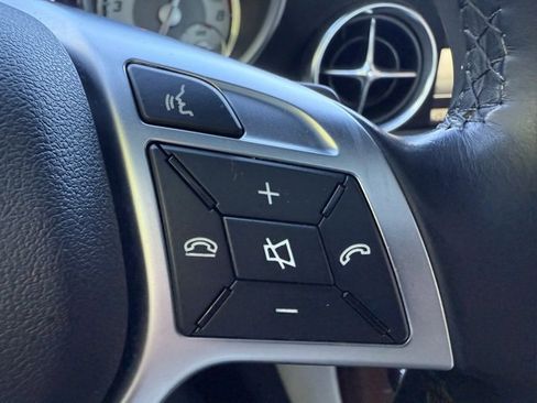 Used 2016 Mercedes-Benz SLK 300 SLK 300 image 9