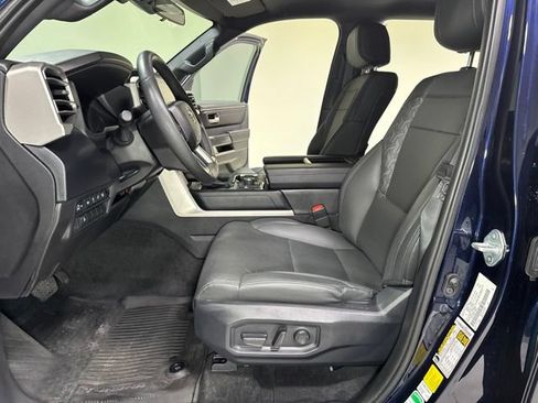 Used 2025 Toyota Tundra SR5 w/ SR5 Premium Package AWD/4WD image 13