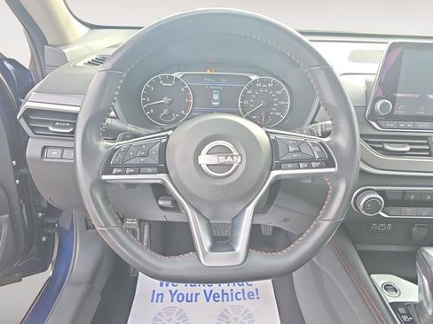 Used 2024 Nissan Altima 2.5 SR image 12