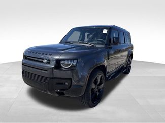 New 2026 Land Rover Defender 130 X-Dynamic SE AWD/4WD 360° Tour