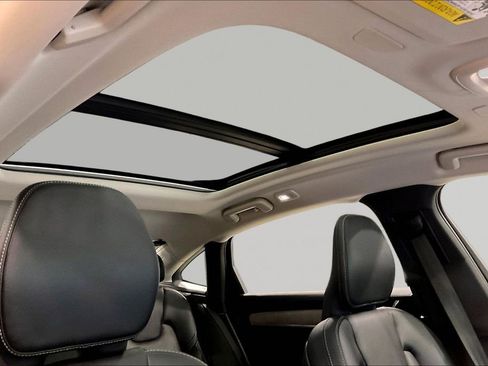 Certified 2023 Volvo S90 B6 Ultimate w/ Protection Package Premier AWD/4WD image 27