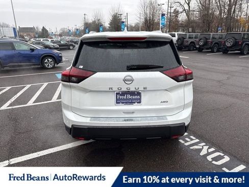 New 2026 Nissan Rogue SV w/ SV Premium Package image 6