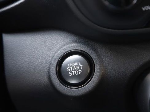 Certified 2026 Hyundai Venue SEL FWD image 19