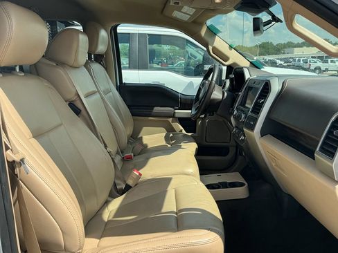Used 2019 Ford F150 Lariat w/ Equipment Group 501A Mid AWD/4WD image 13