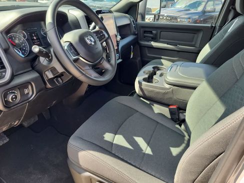 New 2026 RAM 2500 Tradesman AWD/4WD image 10