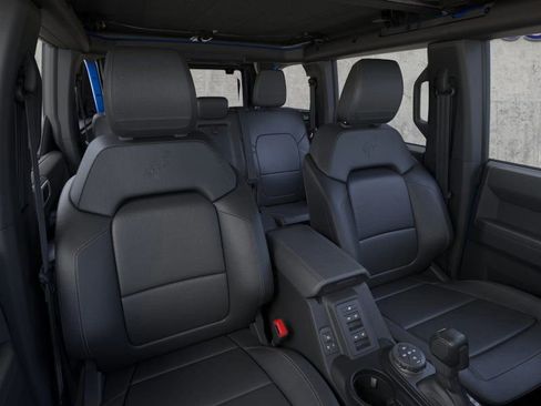 New 2025 Ford Bronco Badlands w/ Sasquatch Package image 10